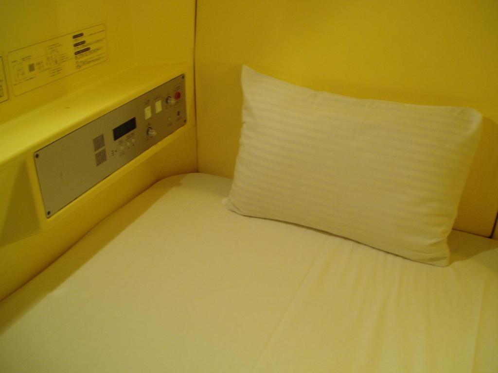 Capsule Hotel & Sauna Ikebukuro Plaza Tokyo Bilik gambar