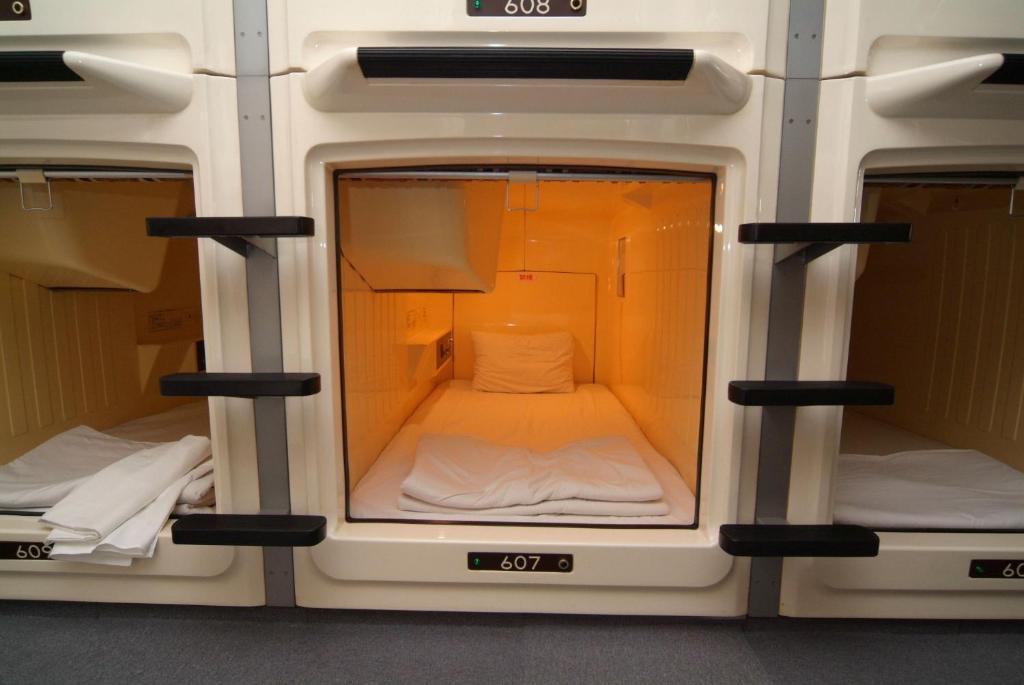 Capsule Hotel & Sauna Ikebukuro Plaza Tokyo Bilik gambar